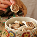 Tu Bong Banana Roll with White Sesame \Best Before 2026-02-25/